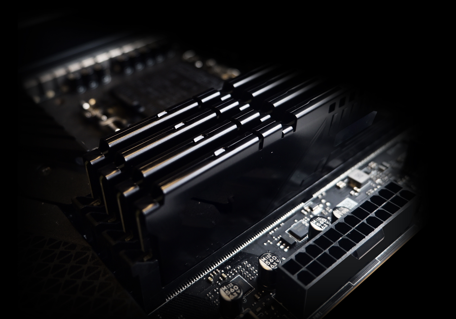 MSI Z690 MEMORY BOOST WITH PARTHER