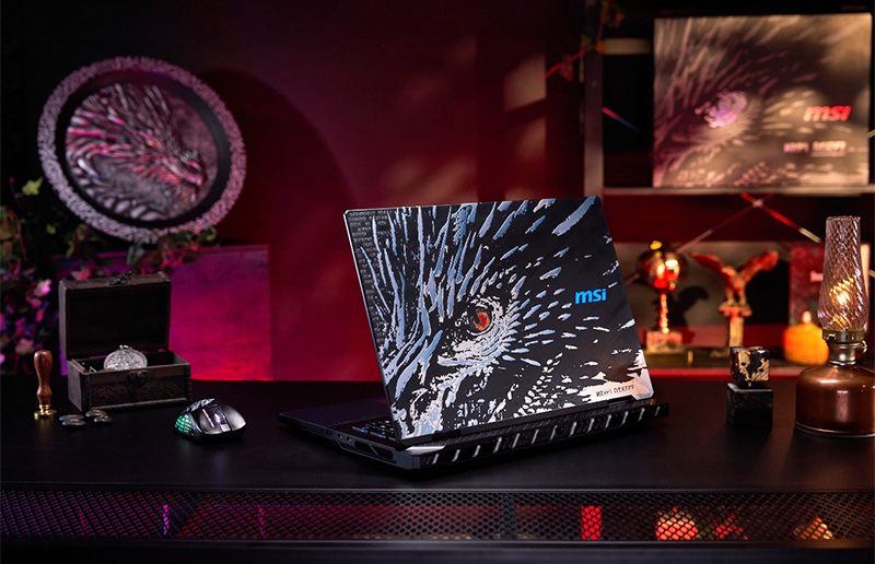 微星泰坦18 Ultra龙魂典藏版2025——全新电竞霸主融合 RTX 50 与神话力量，彻底颠覆游戏世界!