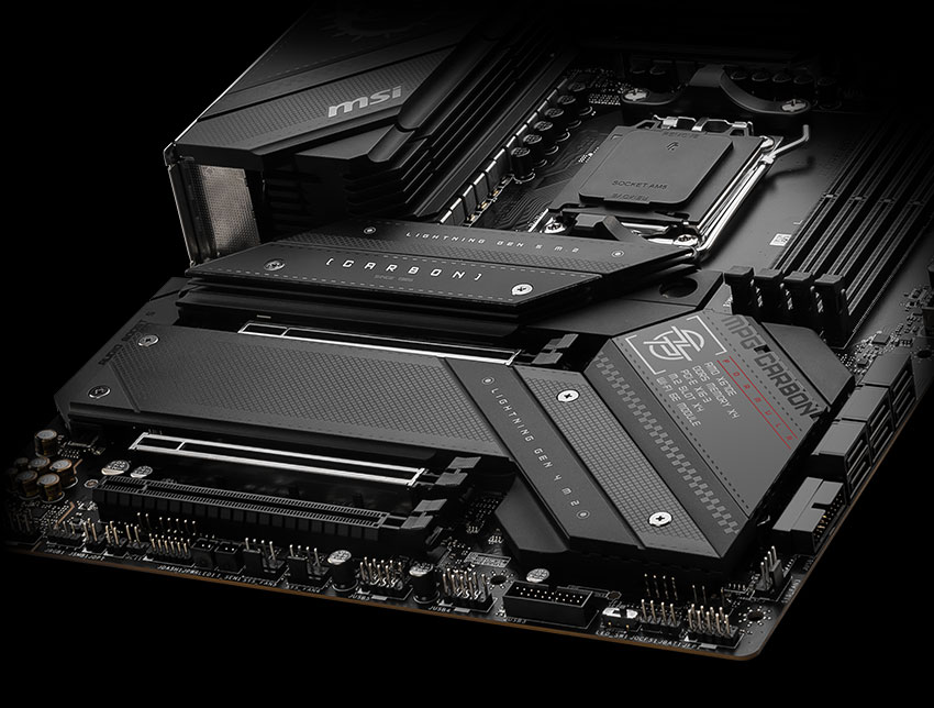 MPG X670E CARBON WIFI storage overview