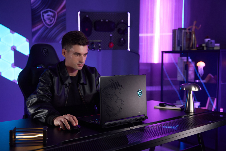 MSI Raider 系列专为需要无与伦比性能的学生而打造,适用于 AAA 级游戏、专业内容创作和人工智能工作负载。